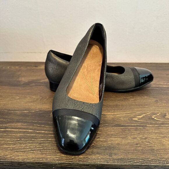 Clark Kesha Rose low heel pumps size 8.5 Excellent Condition - Picture 7 of 9